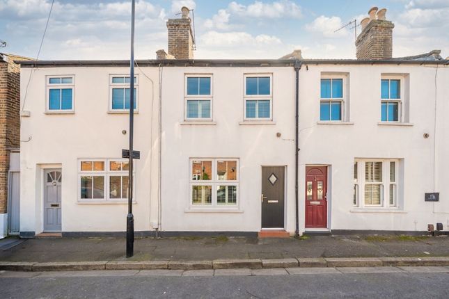 2-bed house on 2 Cheam Cottages Queens Terrace, Isleworth, £525,000