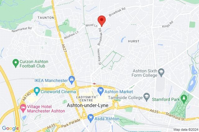 Flat to rent in Broadoak Crescent, Ashton-Under-Lyne, Greater Manchester