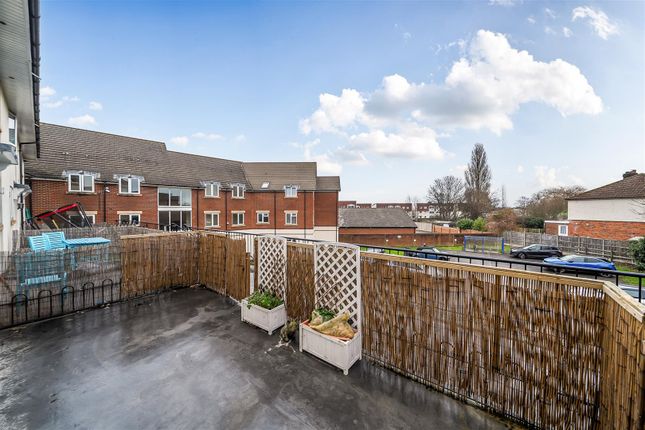 4 Bartons Court, Forton Road, Gosport photo 4
