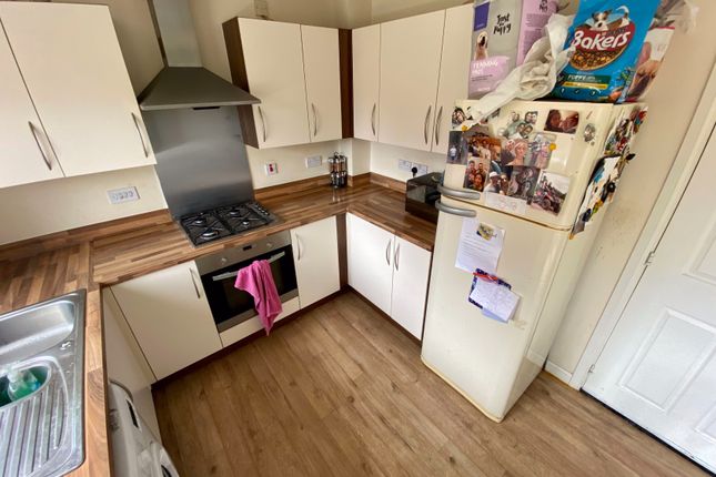 16, Coningsby Drive, Wolverhampton photo 5