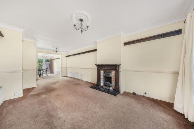 97, Hawkwood Crescent, London photo 4