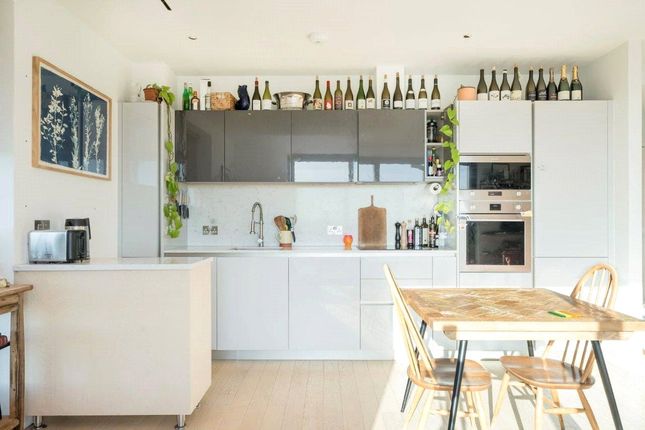 11.03, Otto Buildings,, Downs Road, London photo 4
