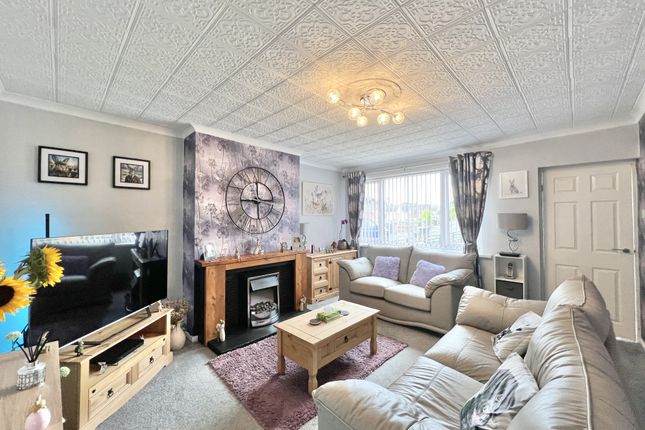 33, Links Road, Knott End on Sea photo 2