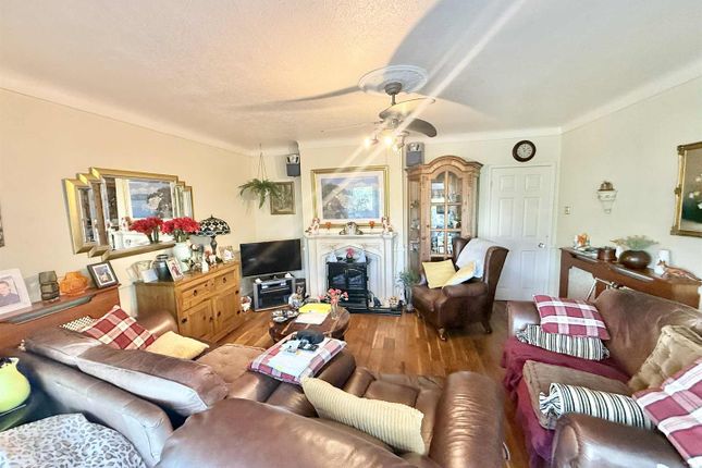 24, Mor Awel, Abergele photo 3