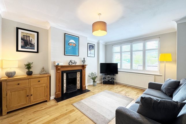 14, Church Lane, Bromley photo 2