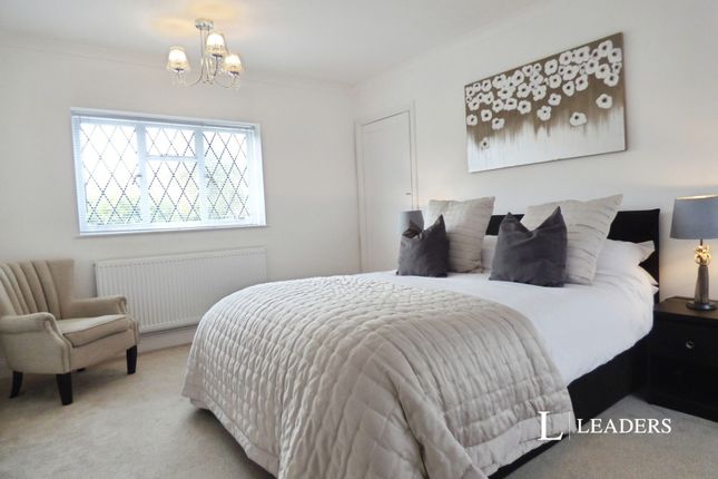 Orchard Cottage, Toddington Lane, Wick photo 5