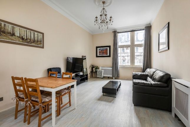 Flat for sale in 16 Royal Mile Mansions, 50 North Bridge, Old Town, Edinburgh