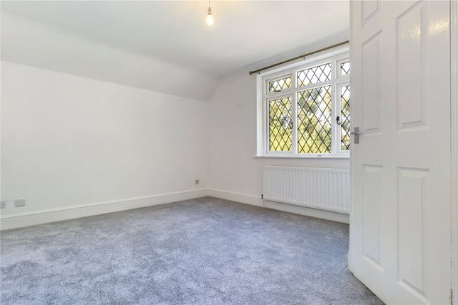 Detached house to rent in Elsley Road, Tilehurst, Reading, Berkshire