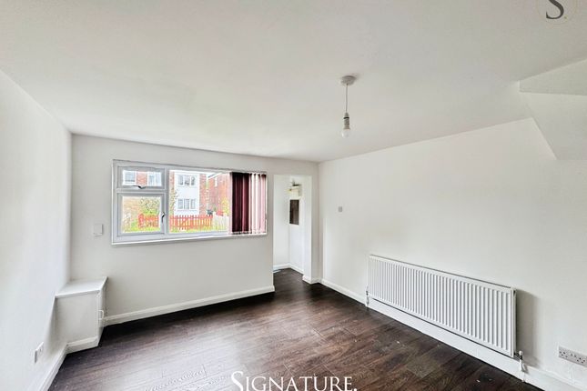 57 Telford Way, Leicester photo 4