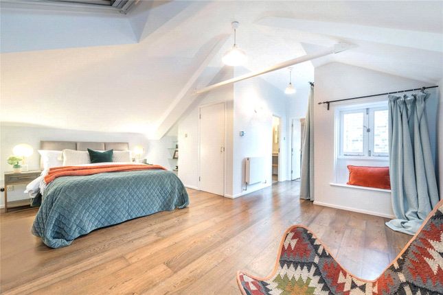 Thumbnail Flat to rent in Brook Mews North, Lancaster Gate, London