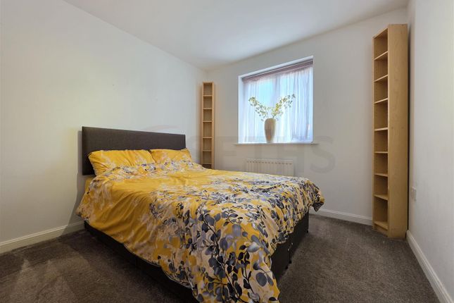 211, Humberstone Lane, Leicester photo 2