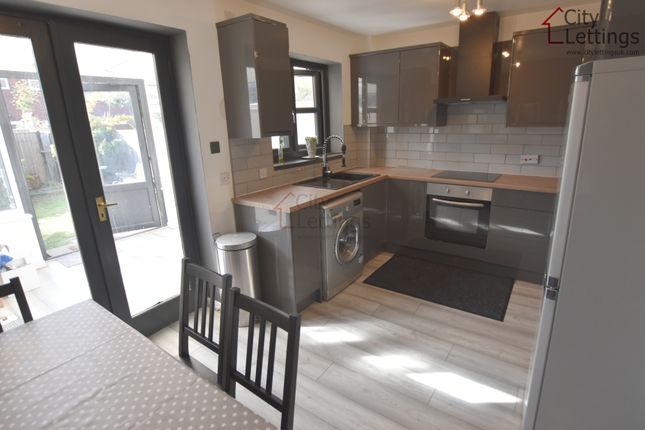 53, Heron Drive, Lenton photo 3