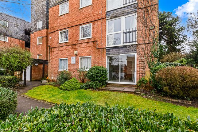 8, The Lawns 2A, The Lawns, Stoneygate Road, Leicester photo 4