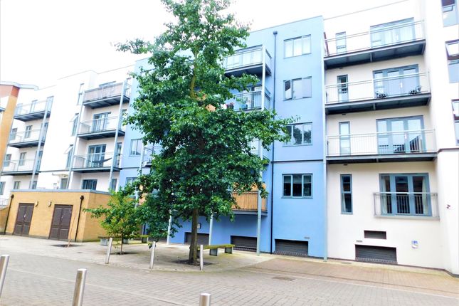 Thumbnail Flat to rent in Pier Wharf, Colchester