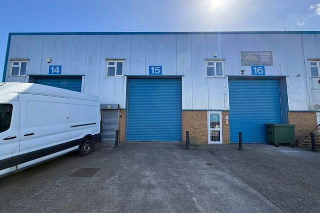 Thumbnail Warehouse to let in Lakesview International Business Park, Hersden, Canterbury