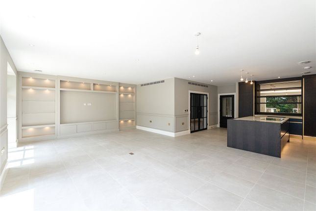 2 Hurley House, 9, Leigh Court Close, Cobham photo 4