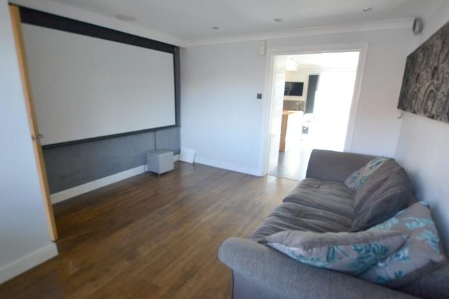 4, Oswin Court, Forest Hall photo 3