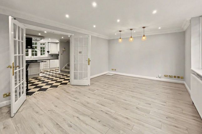 22 Kersal Crag, Salford photo 3