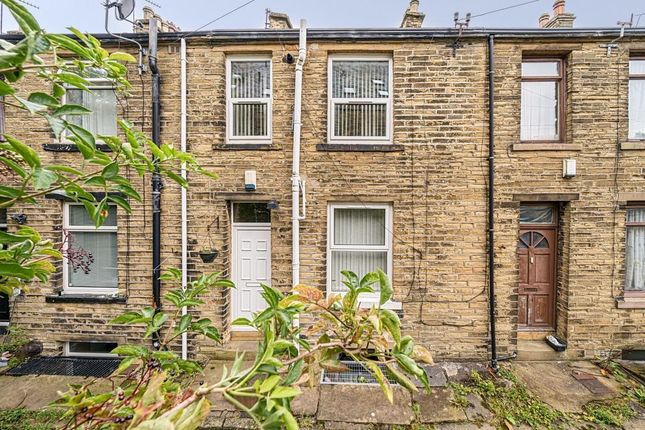 Thumbnail Terraced house to rent in Granville Place, Bradford, West Yorkshire
