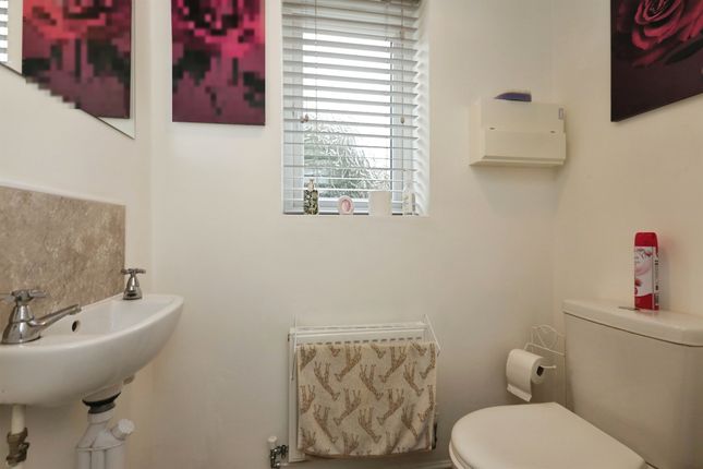 Model Lane, Worksop photo 3