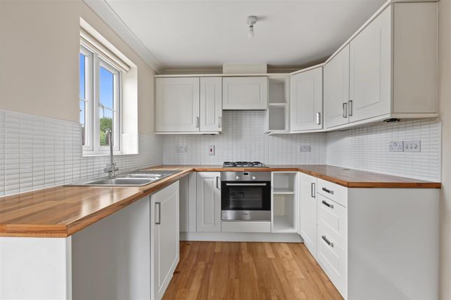 2, Morley Drive, Ely photo 2
