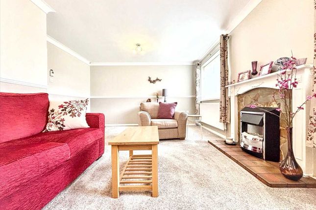 4, Derwent Drive, Kirkby In Ashfield photo 3