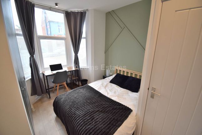 Studio 1, Oxford Road, Reading photo 2
