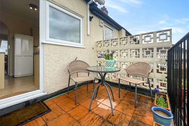 Flat for sale in Marne Avenue, South Welling, Kent