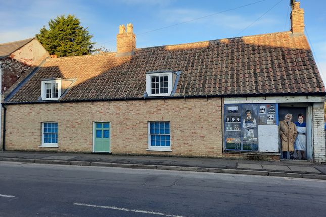 Thumbnail Cottage for sale in High Street, Chatteris