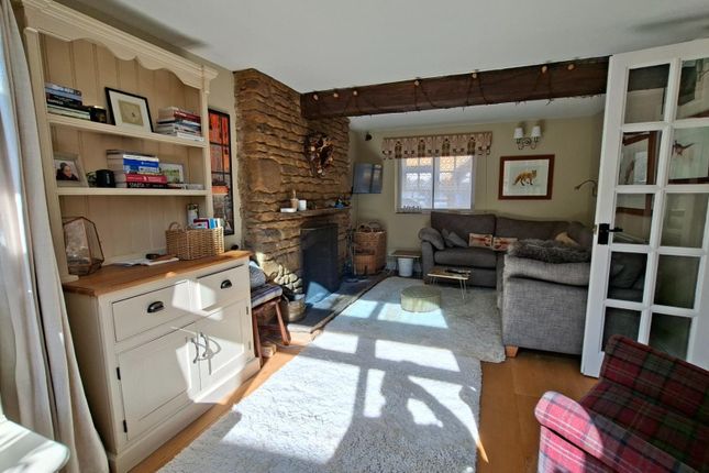 7, Newlands, Northampton photo 4