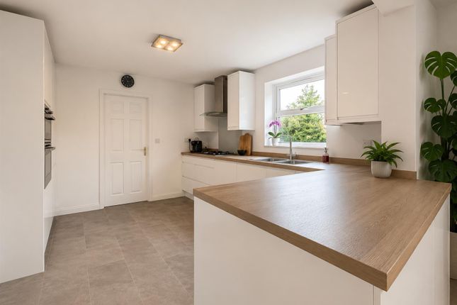 20, Swayne Rise, Milton Keynes photo 3
