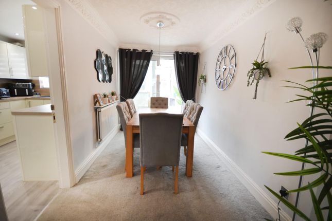 27, Stainton Road, Manchester photo 4