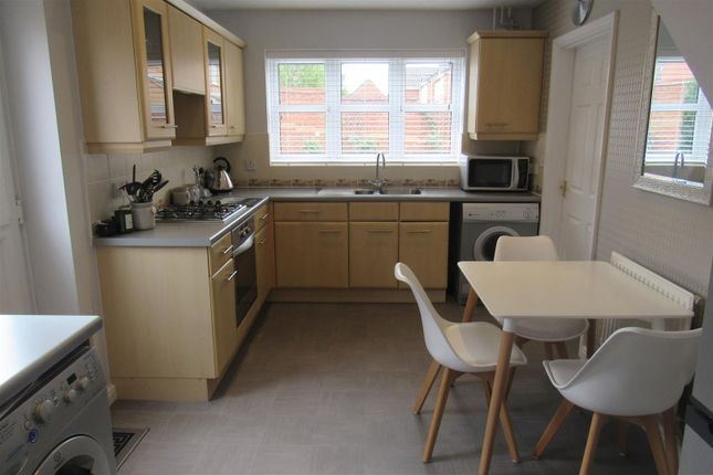 Detached house to rent in Jewsbury Way, Braunstone, Leicester