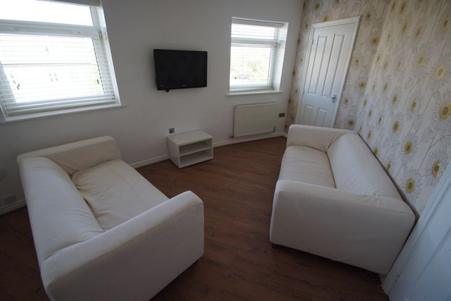 Flat 11 Breton Court, 2, Paladine Way, Coventry photo 4