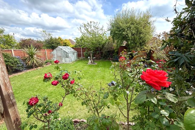 13, Amberley Road, Rustington photo 3