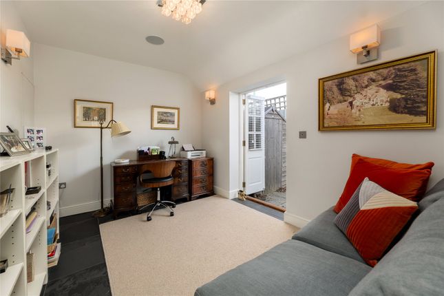 End terrace house for sale in Kingholme House, 106 Ridgway, Wimbledon, London