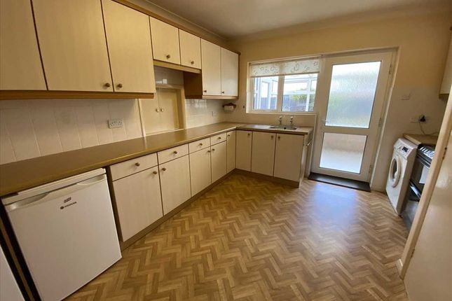 3, St Andrews Close, Helpringham photo 4