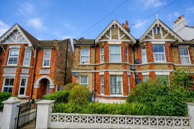 2-bed flat on Ground Floor Flat, 165, Ashburnham Road, Hastings, £235,000