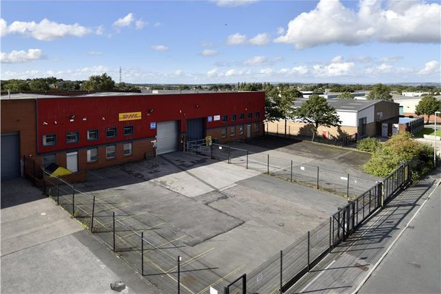 Light industrial to let in Unit G1, Gildersome Spur Industrial Estate, Leeds, West Yorkshire