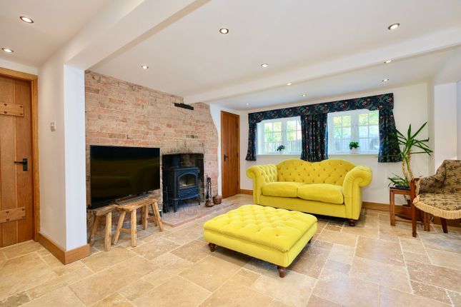 Tulip Cottage, Church Street, Wellingborough photo 4