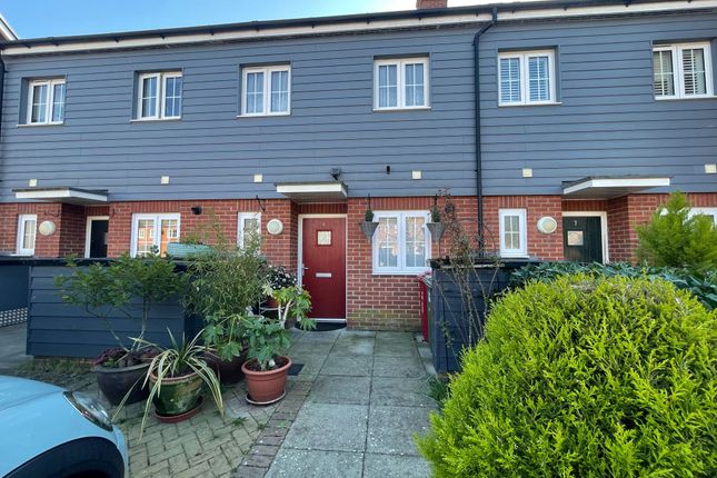 2-bed house on 6, Kerswell Close, Slough, £385,000