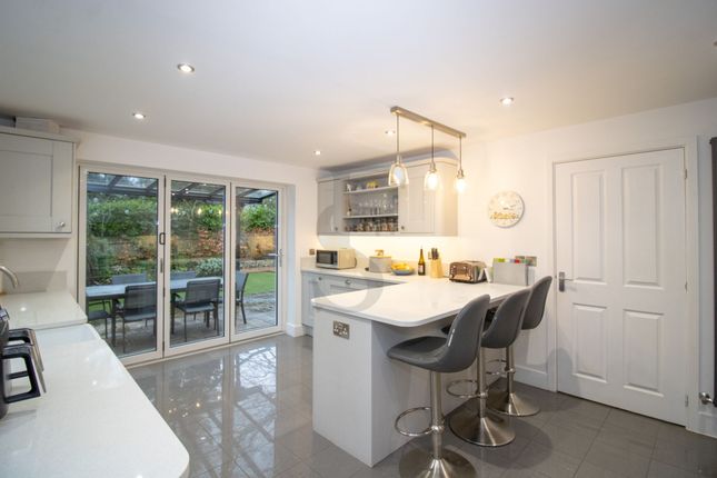 1 Elm Tree Court, Leicester photo 2
