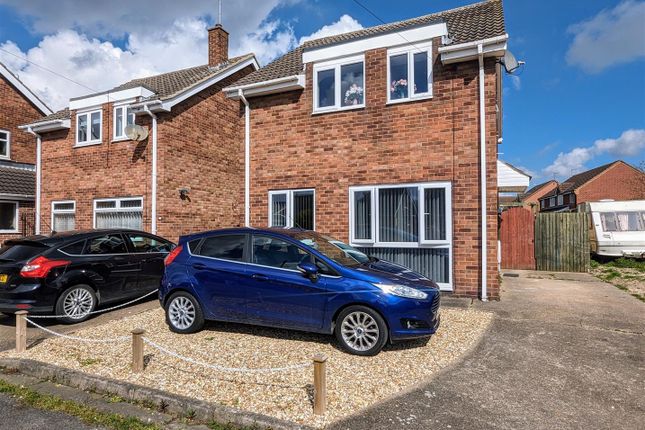 Thumbnail Detached house for sale in Welland Close, Newark