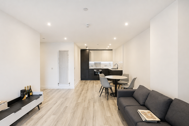 Apartment 12, Heartwood Boulevard, Acton photo 2