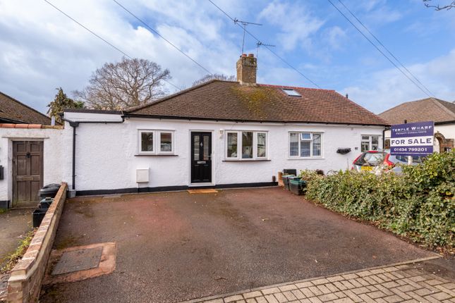 Bungalow to rent in Orpington, Kent