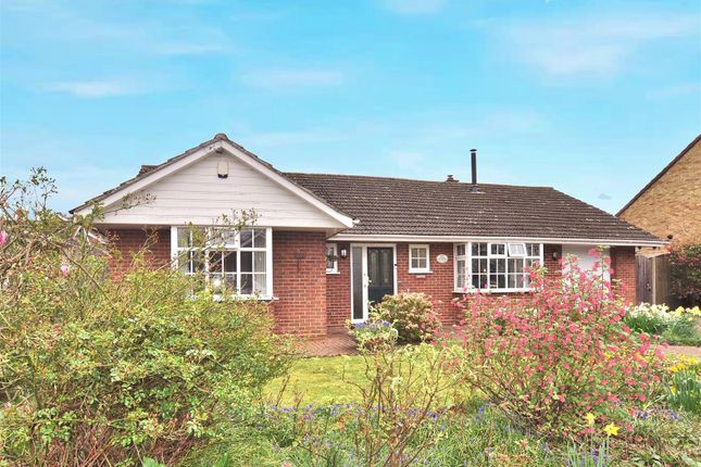 Thumbnail Bungalow for sale in Gosling Avenue, Offley, Hitchin