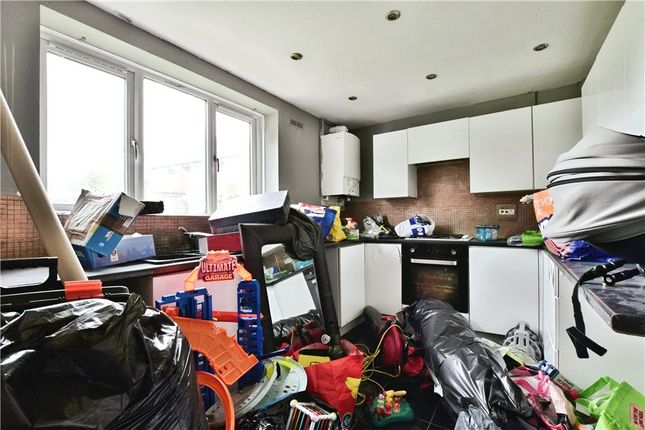 74, Newhey Road, Lancashire photo 4