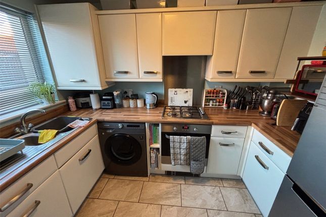19, Beddall Way, Telford photo 4