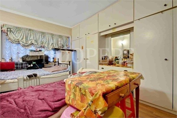 End terrace house for sale in Coles Green Road, London