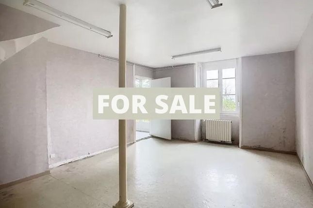 Property for sale in Saint-Vigor-Des-Monts, Basse-Normandie, 50420, France